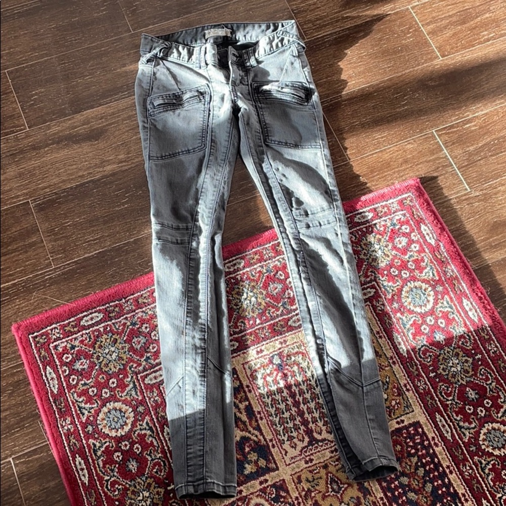 Free People Distressed Jeans